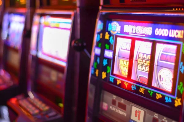 SA Gaming live dealer roulette studio with multi-camera feed broadcast on jutawanslot
